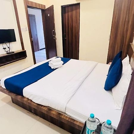 Hotel Ashoka Palace Ujjain Eksteriør bilde