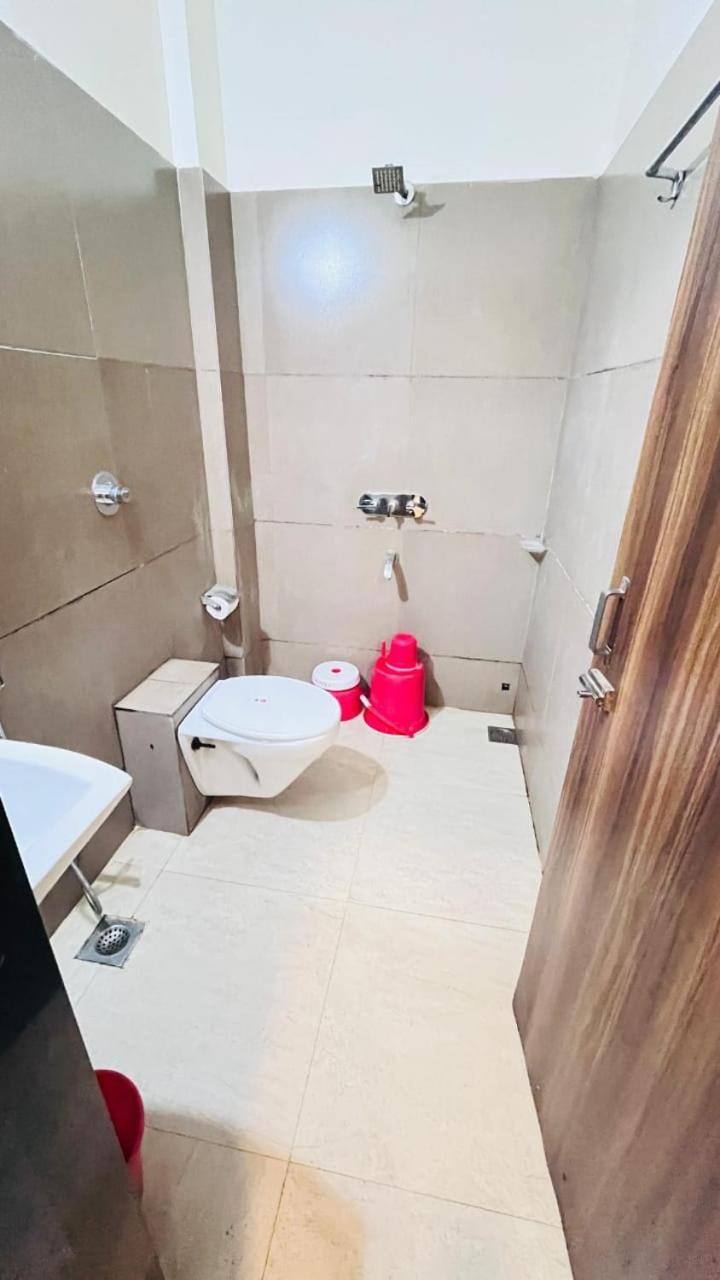 Hotel Ashoka Palace Ujjain Eksteriør bilde