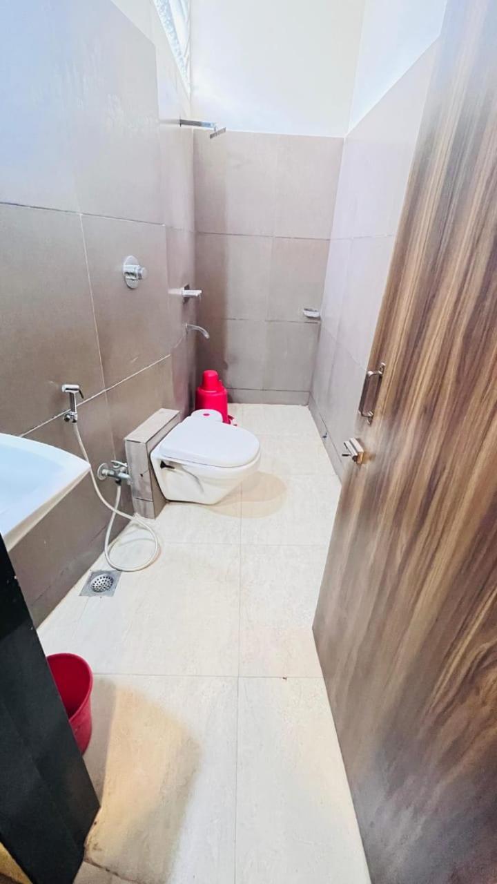 Hotel Ashoka Palace Ujjain Eksteriør bilde
